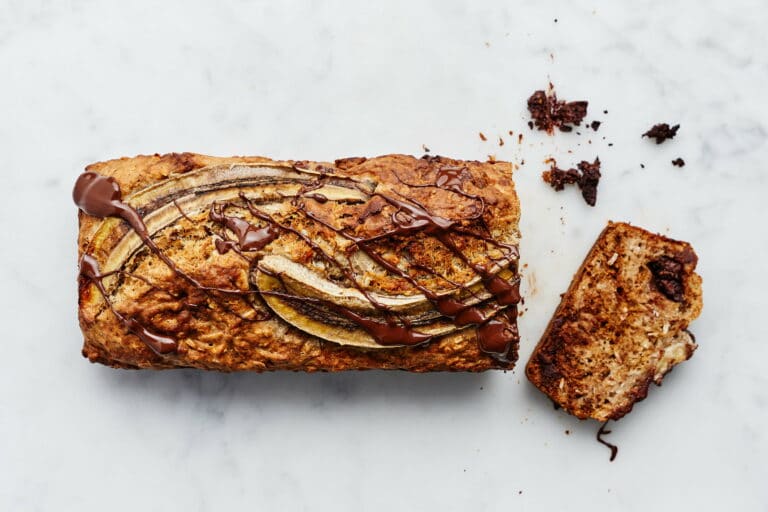 Vegan banenenbrood met Tony's Chocolonely